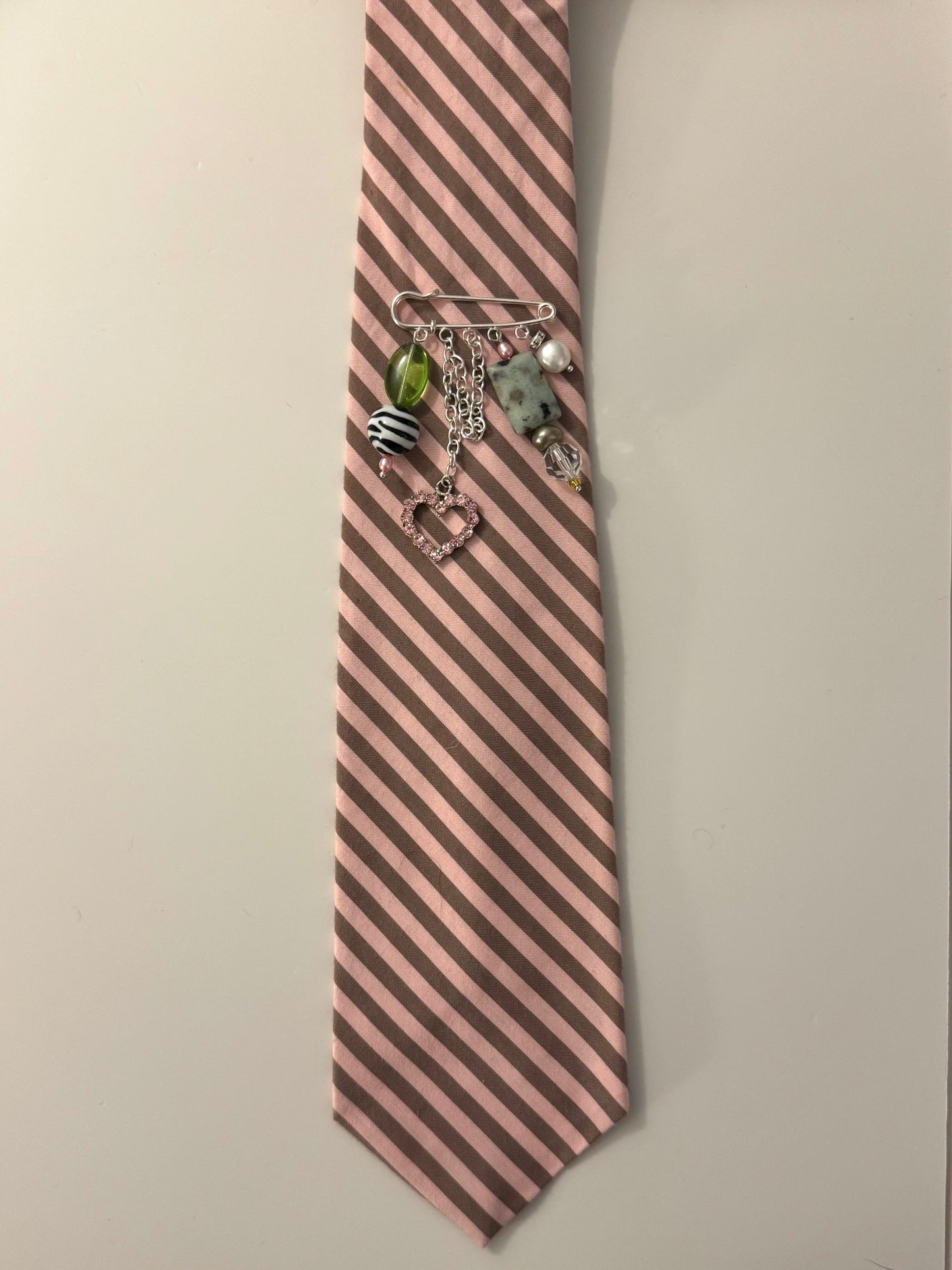 Beaded Pin Brooch – Silver