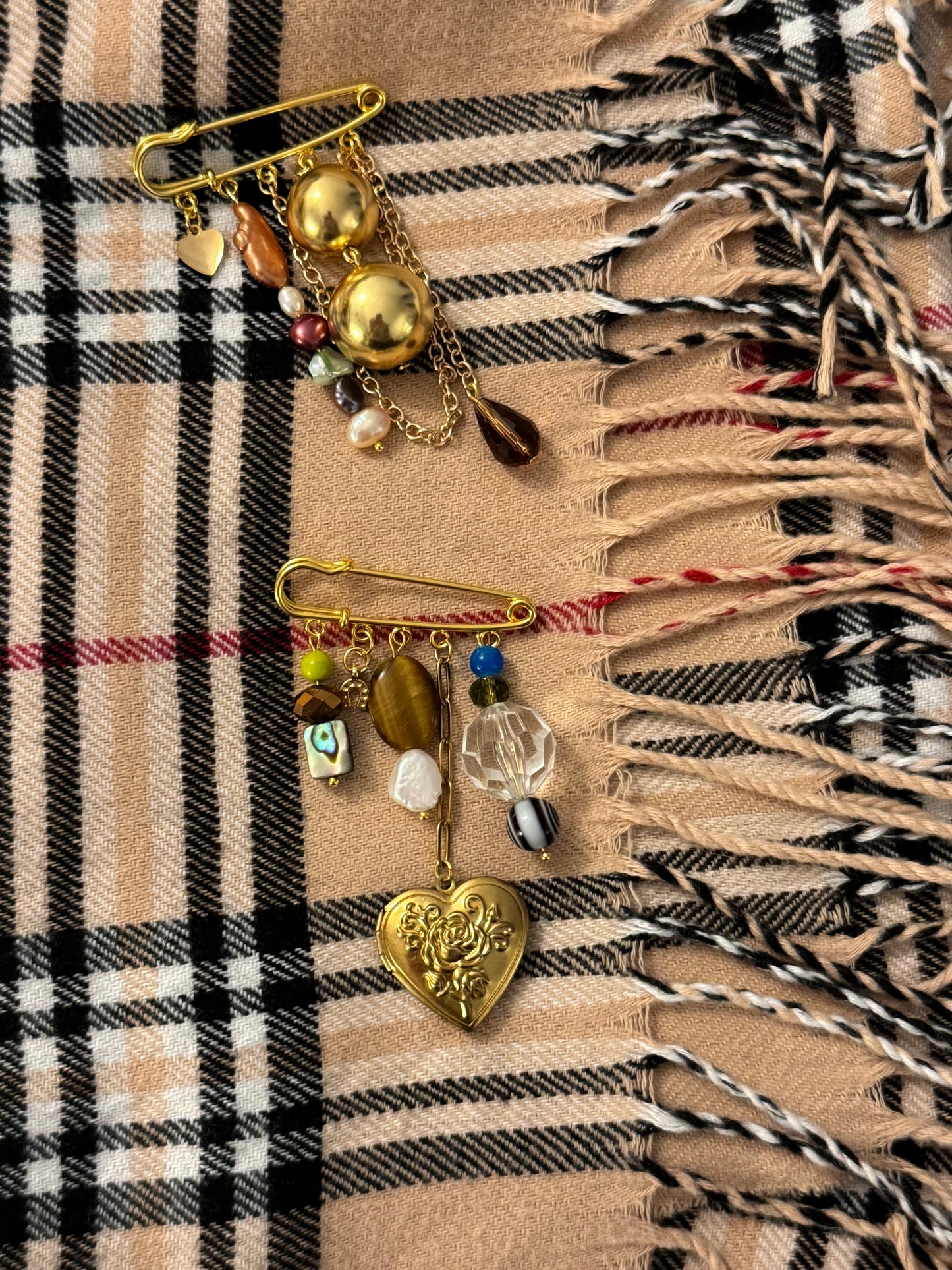 Beaded Pin Brooch – Gold