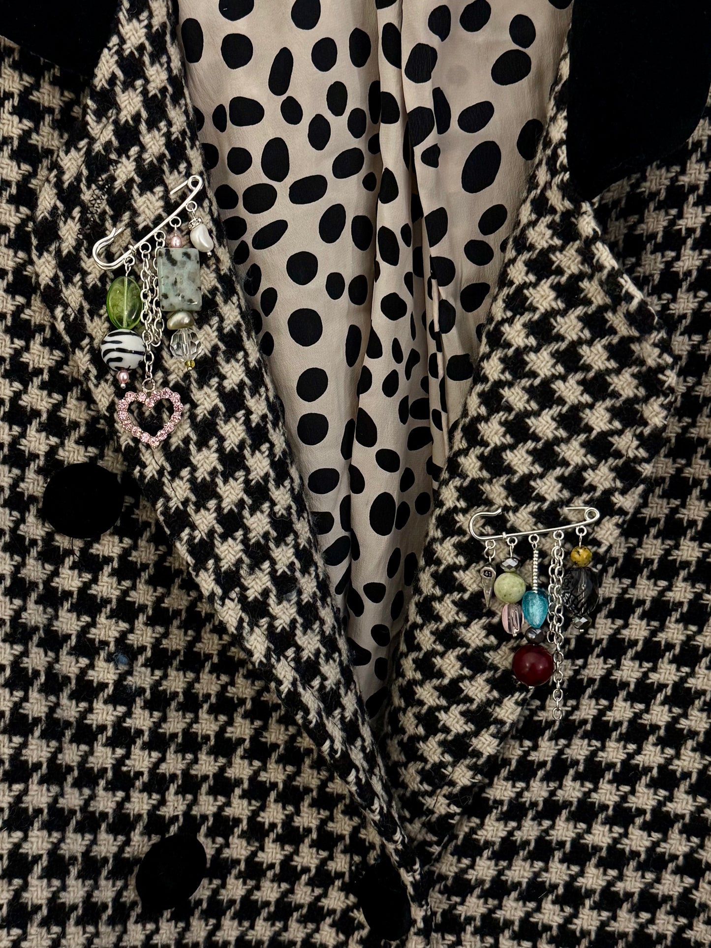 Beaded Pin Brooch – Silver