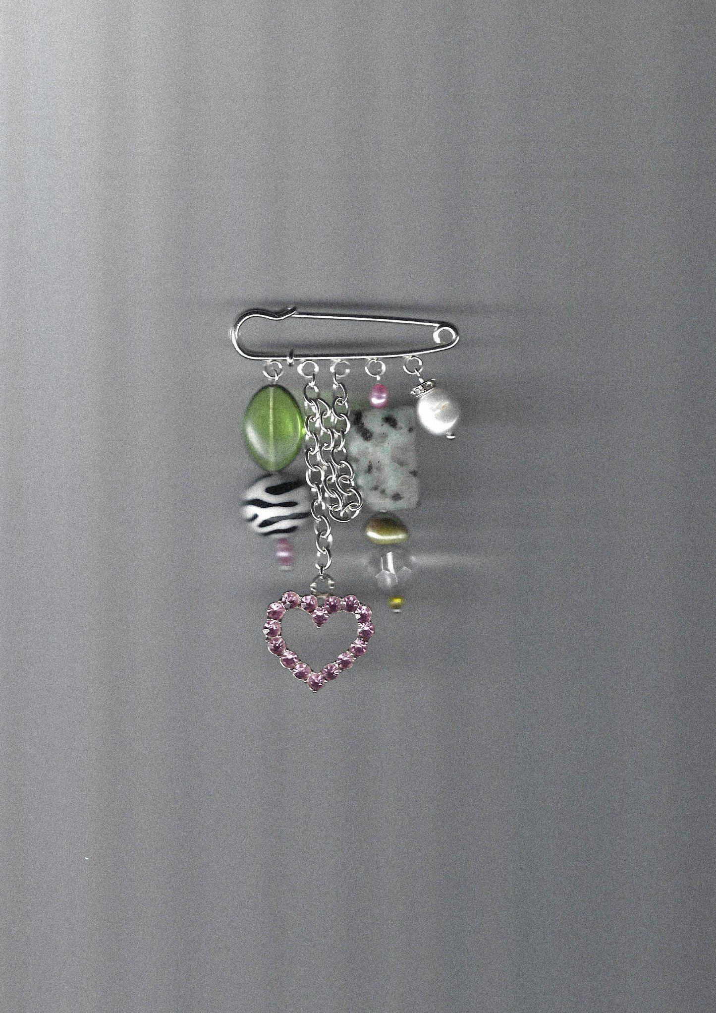 Beaded Pin Brooch – Silver